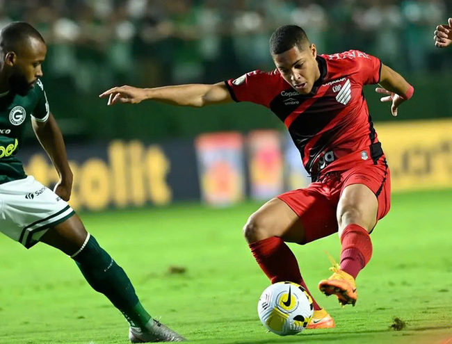 Màn thư hùng giữa Atletico Paranaense vs Goias